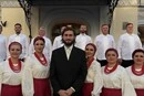 Нові костюми хору Верьовки розпалили суперечки у мережі