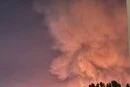 У Хмельницькому після ворожої атаки спалахнула пожежа
