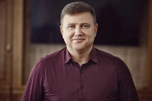 Елітна квартира на тещу. Суд стягне понад 4,3 млн грн у справі ексміністра Коваля