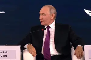 Путін виступив на Східному економічному форумі