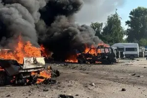 Під час одного з попередніх ударів по Печенігах російські війська вже атакували центральну частину селища