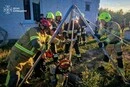На Київщині рятувальники дістали з глибокої криниці тіла двох чоловіків