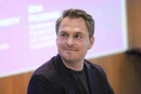 Скандал із колцентрами. Кравченко спростував своє «зникнення» і відправляє підлеглих на поліграф