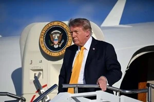 Трамп перефарбував волосся