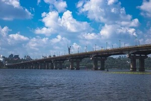 Як працюватимуть мости Києва під час повітряної тривоги: нові правила  