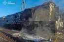 Росіяни вдарили по пасажирському потягу, що прямував із Києва до Сум (фото)
