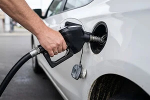 За словами керівників галузі нинішніх потужностей нафтопереробки недостатньо, щоб компенсувати скорочення поставок