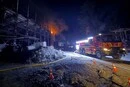 У Києві через російський удар горіла нежитлова будівля (фото)