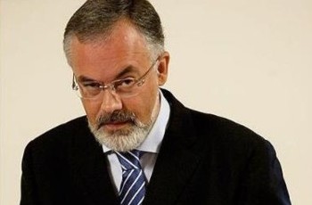 Янукович не взял на испуг Табачника