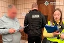 «Квитки» до Європи за $21 тис.: у Києві адвоката викрито на схемі для ухилянтів 