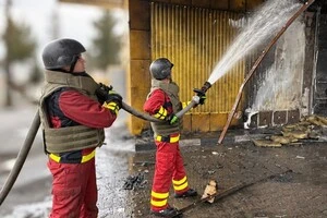 Попри складну безпекову ситуацію та загрозу повторних обстрілів, рятувальники ліквідували усі пожежі