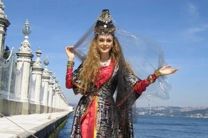 Ольга Сумська показала кадри зі зйомок серіалу «Роксолана» у Туреччині