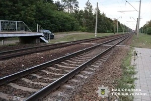 Потяг «Київ – Рахів» насмерть збив літню жінку