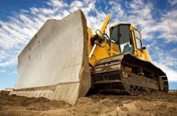 Бульдозер реформ Януковича застрял в болоте