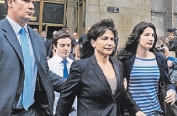 Экс-глава МВФ сознался, что имел секс с горничной