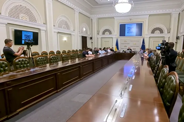 Верховна Рада йде під землю