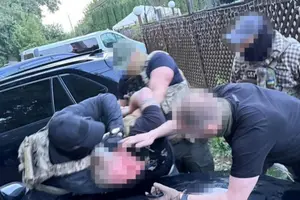 За словами спецслужб, колишній посадовець також замовив напад на місцевого активіста