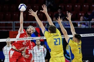 Збірна України з волейболу зазнала від Польщі першої поразки на Чемпіонаті Європи