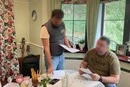 Хто заробив на подарованих вагонах? Викрито багатомільйонну схему в київському метро