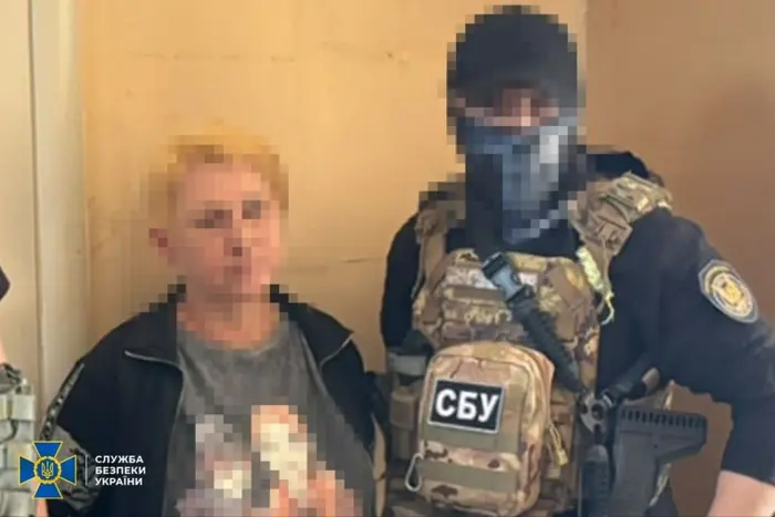 Випитувала дані у військових на ринку. СБУ викрила продавчиню у Краматорську