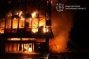 Ворог атакував Запоріжжя: горить ТЦ, пошкоджено університет