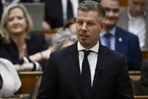 За його словами, поки при владі перебуватиме уряд його партії «Тиса», українського нафтосховища в країні не буде