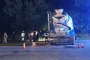 На Київщині бетонозмішувач зіткнувся з легковим авто, загинули двоє людей (фото)