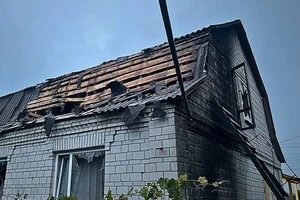 Атака на Київщину: у Бучанському районі через обстріл постраждала літня жінка (фото)