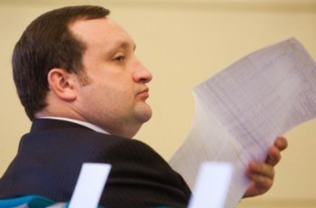 Вам письмо: о чем умолчал председатель НБУ Сергей Арбузов в своем письме премьер-министру Николаю Азарову