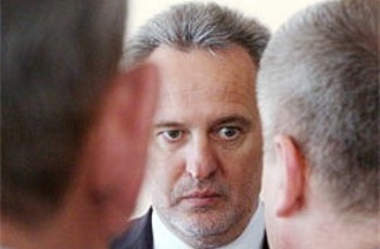 Титанические усилия