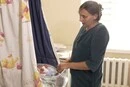 Унікальні пологи: у Рівному двійнята народилися з різницею у понад три доби