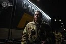 У Києві пролунали вибухи: дрон влучив в офісну будівлю