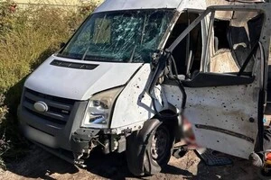 Ворожий БпЛА впав на проїжджу частину у Вишневому, якою рухалися автомобілі