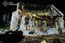 На Київщині надзвичайники врятували двох людей після російської атаки (фото)