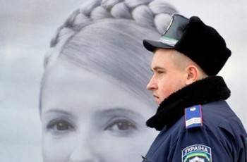 Show must go on: процесс над Тимошенко превращается в суд над Януковичем