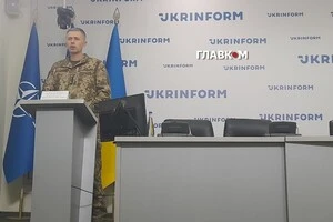 Речник ДПСУ Андрій Демченко під час виступу на брифінгу