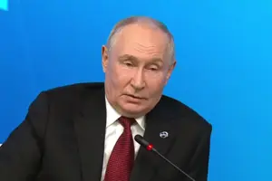 Путін, заявив, що атаки України на російські НПЗ позначилися на роботі нафтопереробної галузі