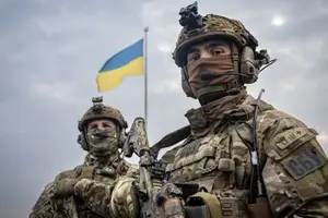 Службі безпеки України вдалося затримати її та спільника під час спецоперації