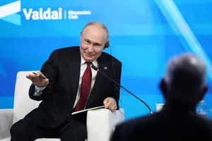 Ось у що занурює нас Путін