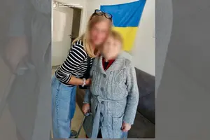 Люди, які повернулися з тимчасово окупованих територій через пункт пропуску «Мокрани – Доманове» на Волині