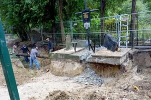 Роботи на старому Голосківському кладовищі завершили раніше, ніж планували