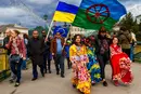 Станом на 2020 рік тут мешкало 5480 чоловік, зараз залишилося заледве 2 тис. мешканців. Війна спровокувала масовий відтік населення