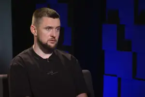За словами Ярмака, поточна ситуація на фронті – це боротьба на стратегічному рівні, де сторони задіюють усі наявні ресурси