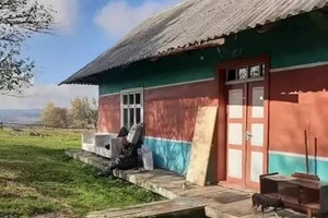 Будівлю вдалося перетворити на стильне й тепле житло, не втративши історичної атмосфери