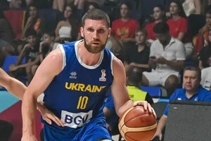 Михайлюк відіграв 17 хвилин, набрав 9 очок, віддав 3 передачі