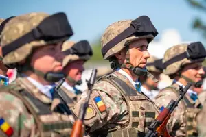Під час навчань резервісти також проходитимуть медичну, зв’язкову та інженерну підготовку, а також тренуватимуться зі штатною зброєю