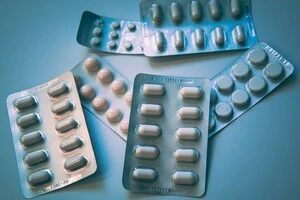 На доступність ліків впливають пошкодження складів та проблеми з логістикою