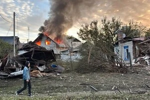 Наслідки удару по житлових будинках в Кременчуці