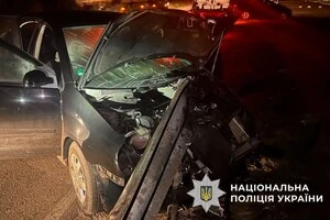 Попередньо, 45-річна водійка автомобіля Volkswagen не впоралася з керуванням