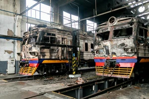 Російські війська регулярно завдають ударів по залізничній інфраструктурі України